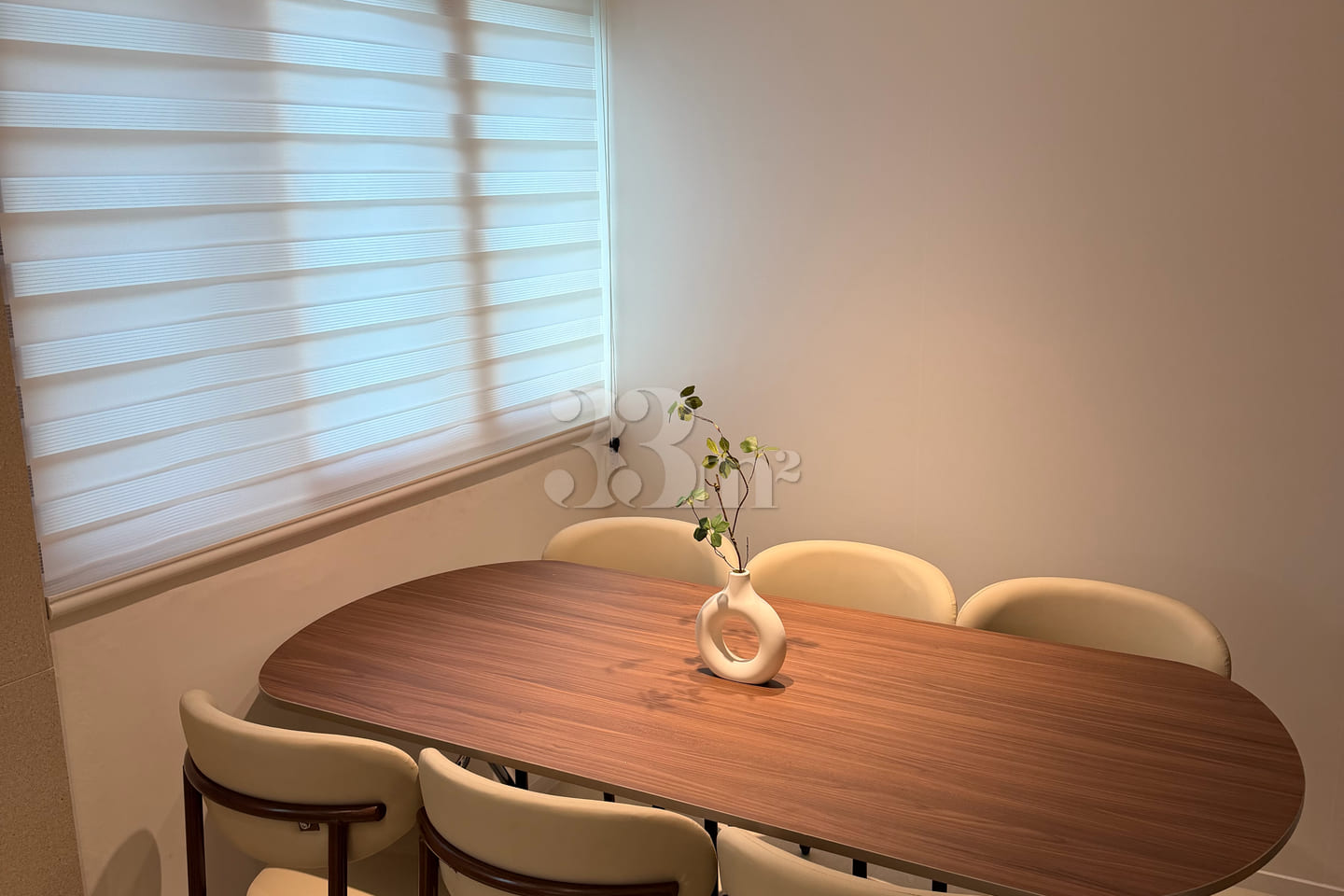 Fully furnished 3-bedroom apartment near Jams 0th image