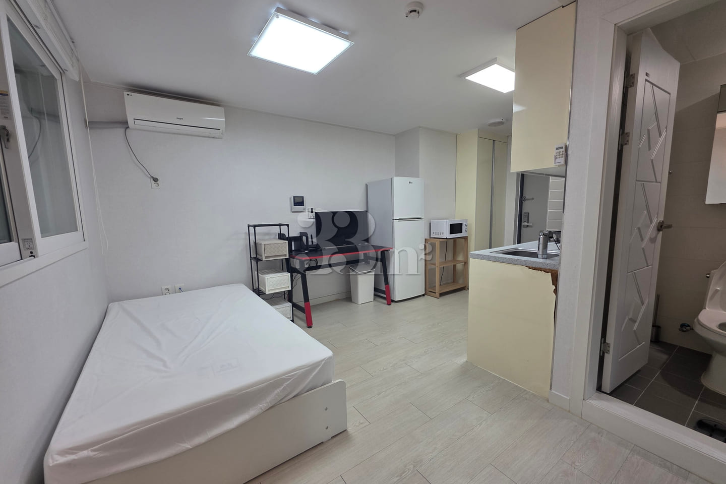 Neat & Cozy Studio in Yeokbuk (Unit 201) 0th image