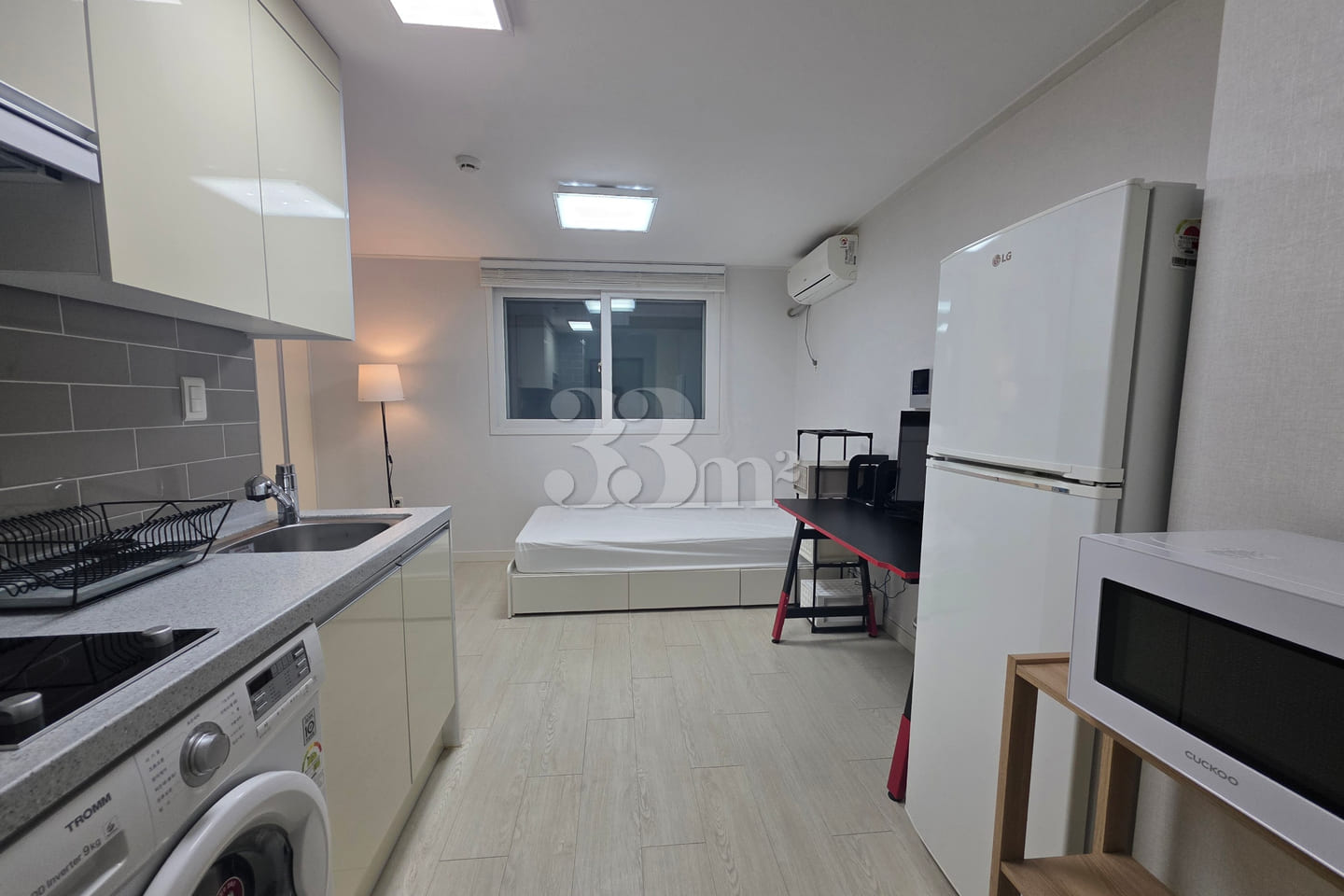 Neat & Cozy Studio in Yeokbuk (Unit 201) 3th image