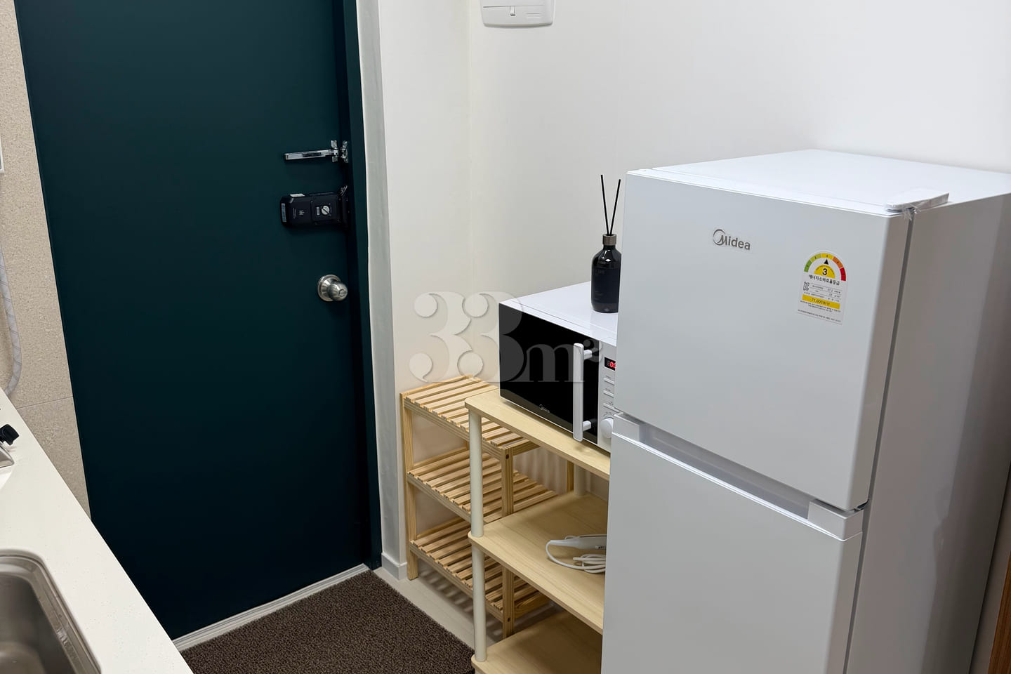 Fully furnished 2-room apartment near Jamsil 3th image