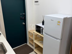 Fully furnished 2-room apartment near Jamsil 3th image