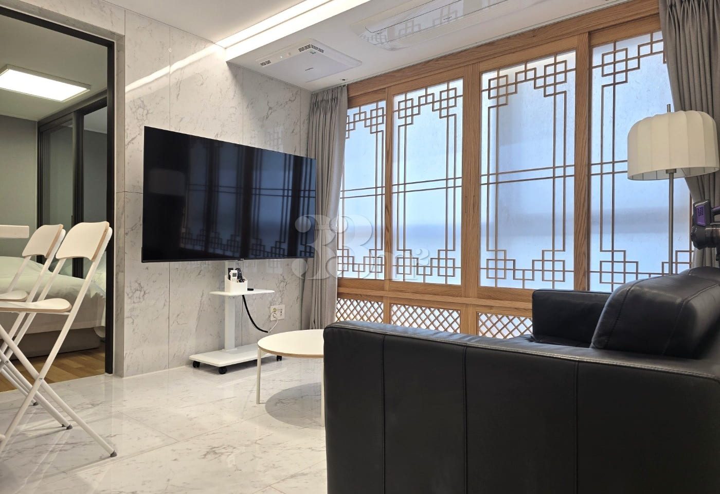Newly built 2-bedroom unit in Gangnam (sleeps 3th image