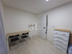 Room 202 14th image