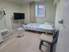 Studio apartment with a separate kitchen 0th image