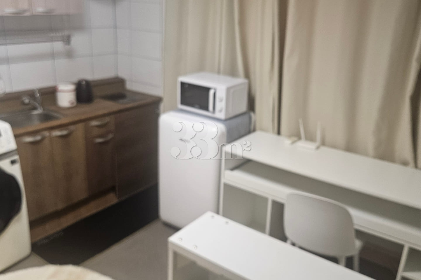 Hue Stay, B402 16th image
