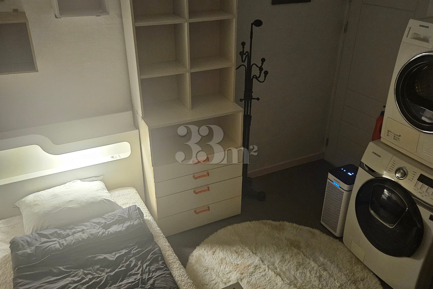 Hue Stay, B402 17th image
