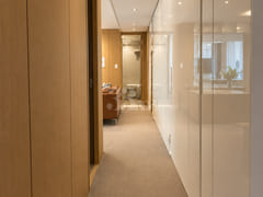 The Lounge 15th image