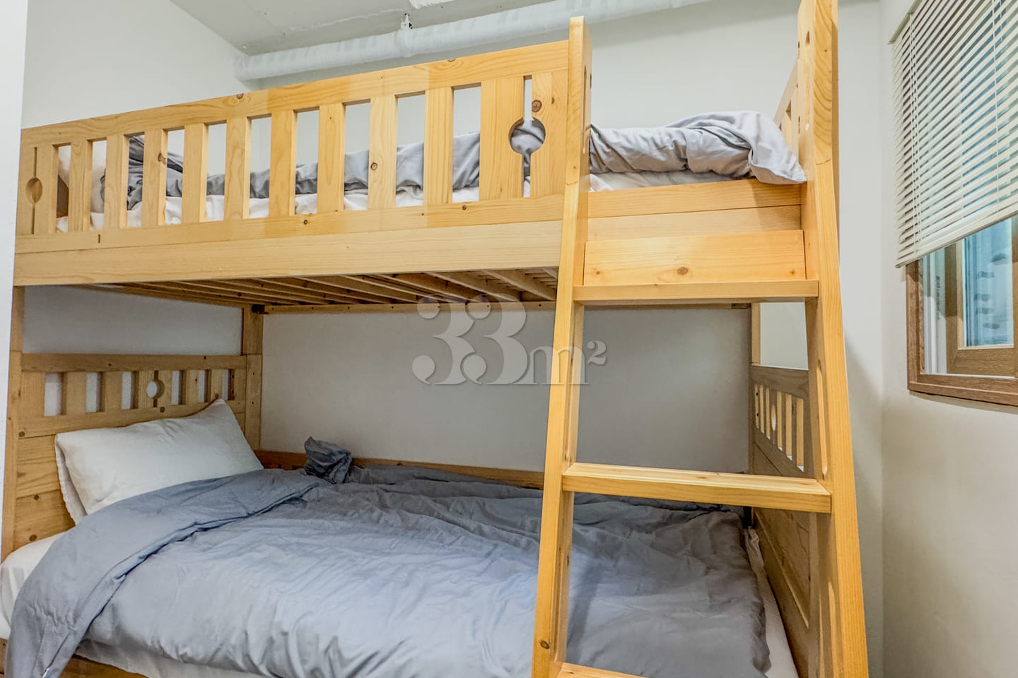 Living in a 23-pyeong Apartment During Peak C 7th image