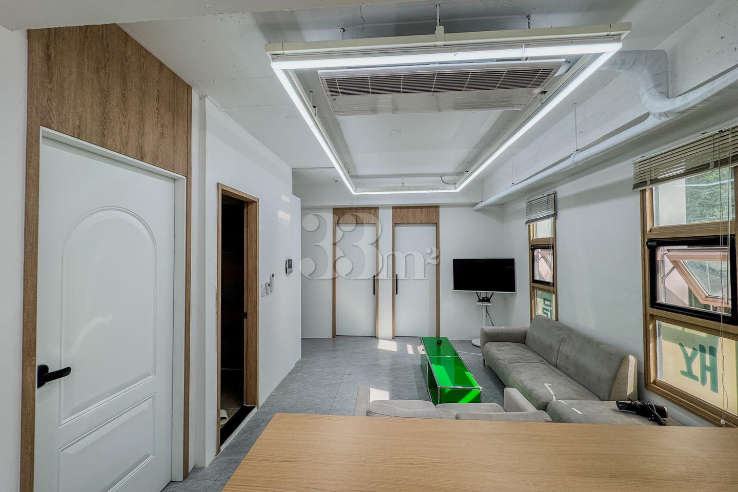 Living in a 23-pyeong Apartment During Peak C 12th image