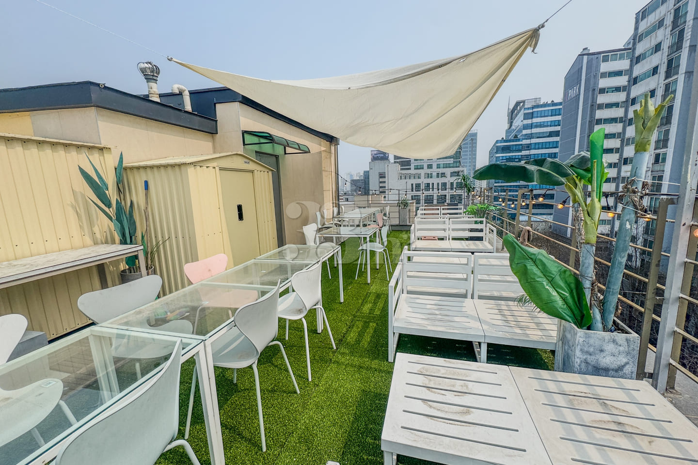 Living in a 23-pyeong Apartment During Peak C 19th image
