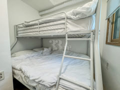 Living in a 23-pyeong Home During Cherry Blos 9th image