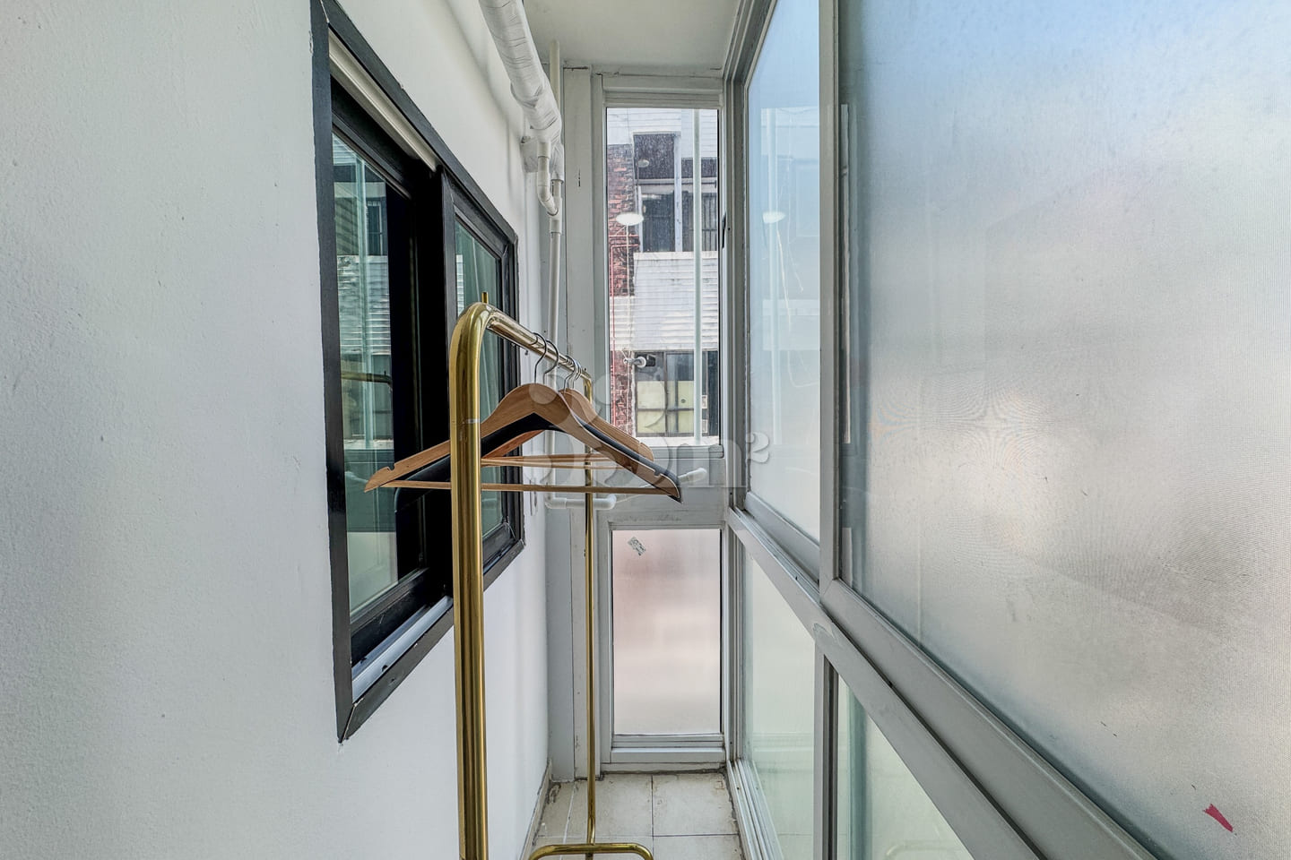 Living in a 23-pyeong Home During Cherry Blos 11th image