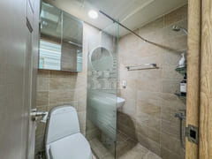 Living in a 23-pyeong Home During Cherry Blos 12th image