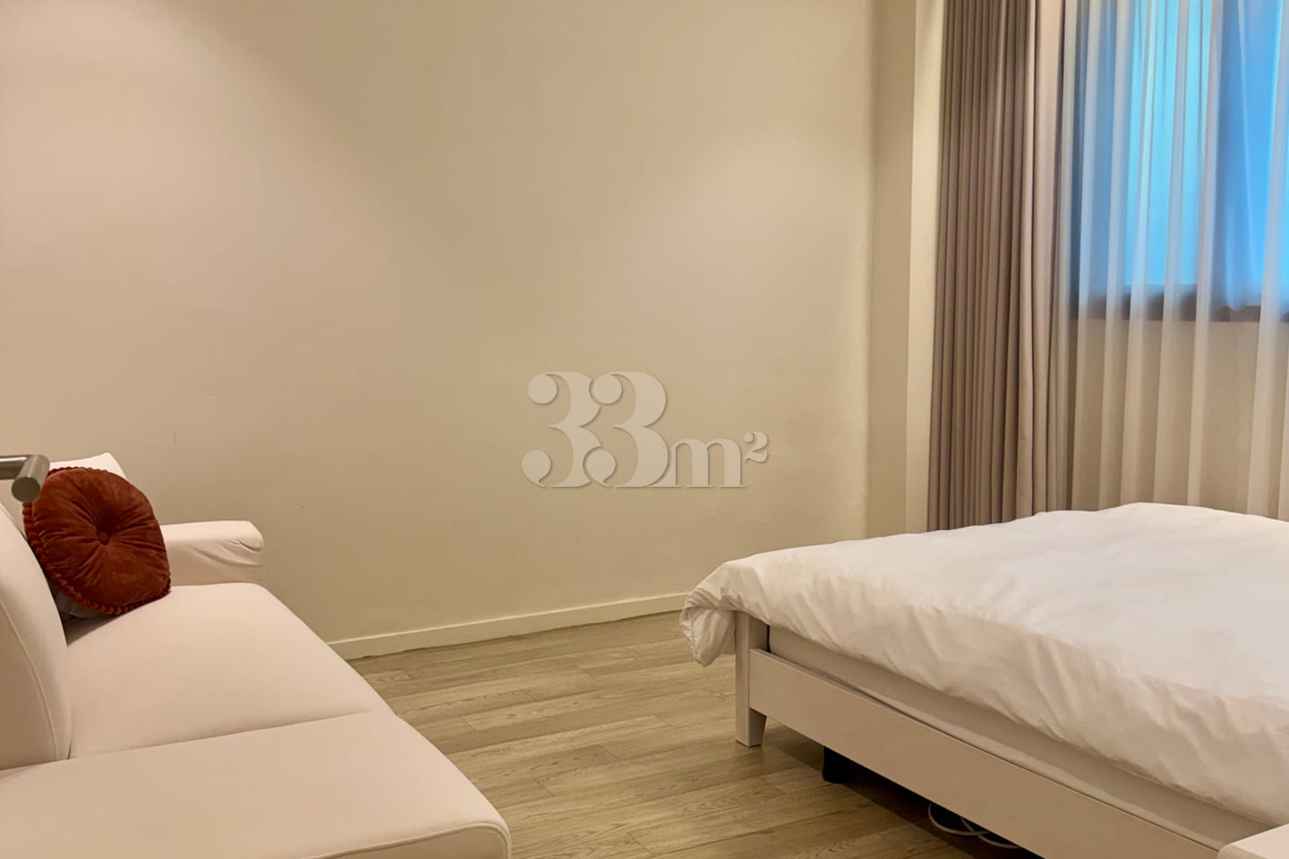 ๐Two-room apartment right by the station 1th image