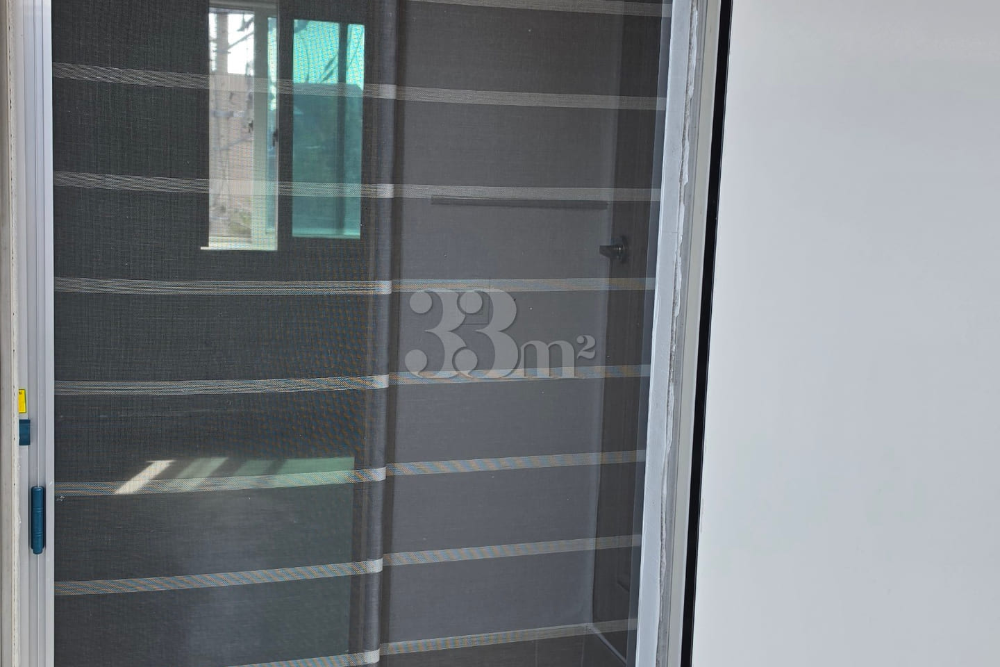 Middle room 5th image