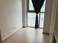 Located near Hongdae, Mangwon, and Yeonnam st 1th image