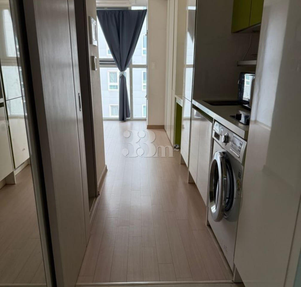 Located near Hongdae, Mangwon, and Yeonnam st 0th image