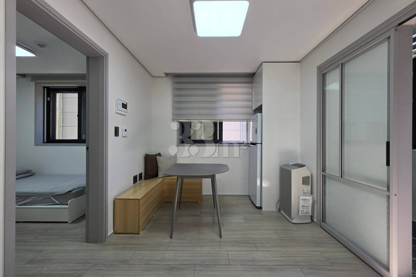 Newly built, fully furnished 1.5-room unit 1th image