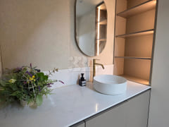 Spacious 40-pyeong unit with a large living r 14th image