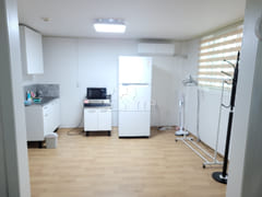 Room 203 1th image