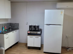 Room 203 3th image