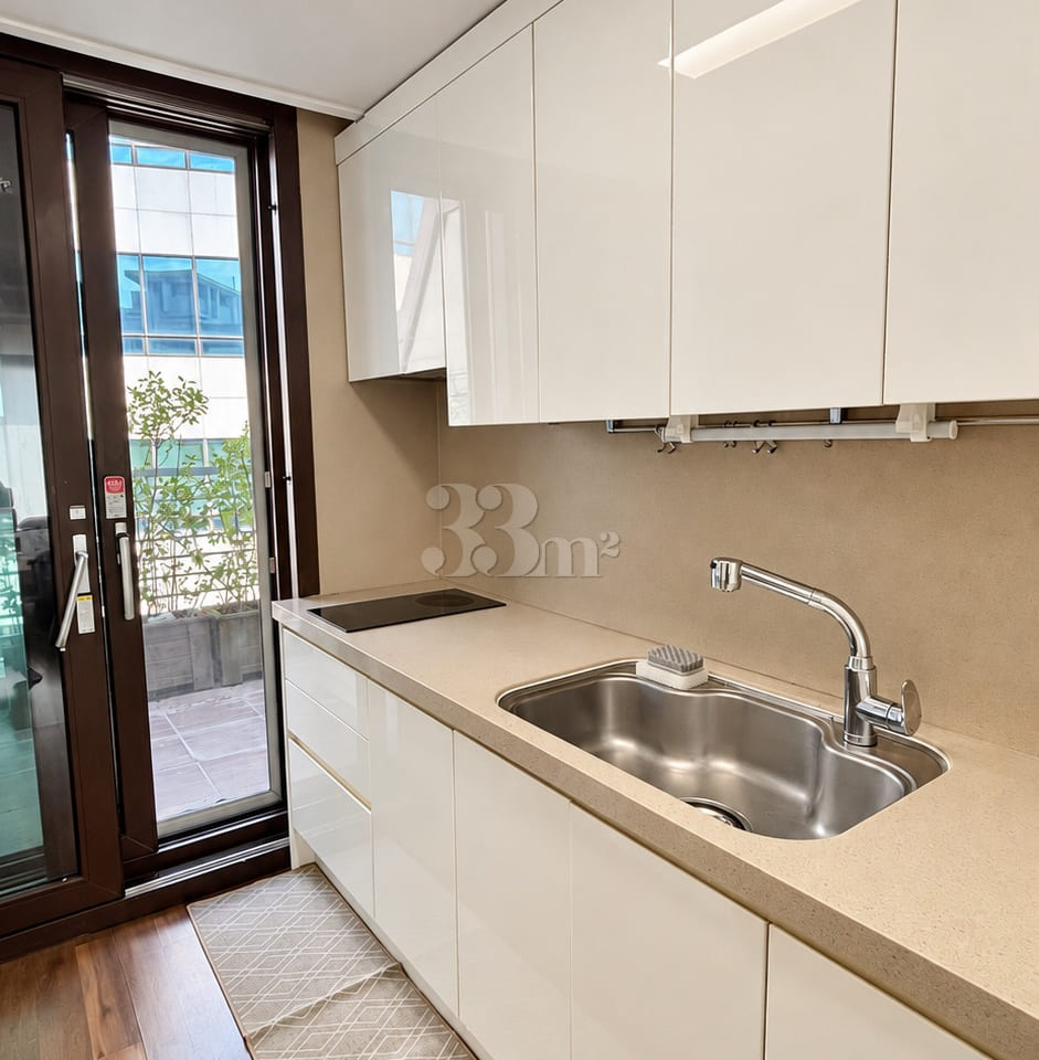 2-bedroom unit in Banpo Seorae Village 5th image