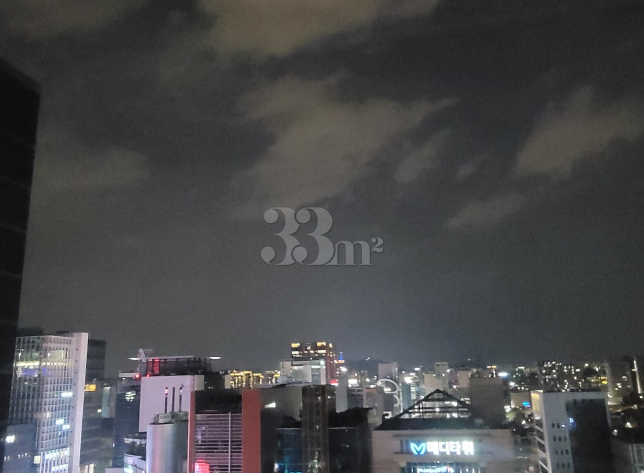 30 seconds from Gangnam Station—amazing view! 19th image