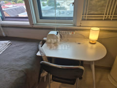 Pet-friendly, ceiling fan, queen-size bed, bi 4th image
