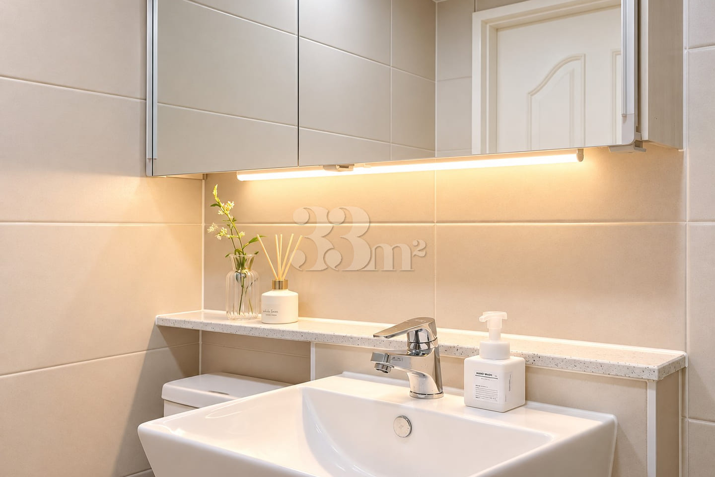 Fully furnished. 2 rooms. 3 beds. 18th image