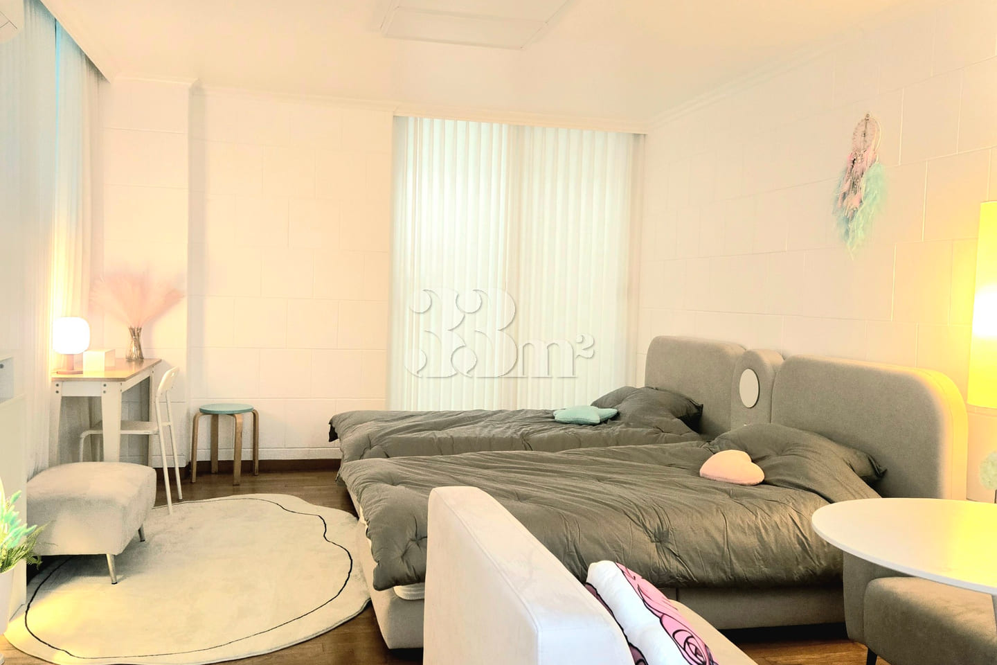 Spacious, pristine room (no noise from floors 0th image