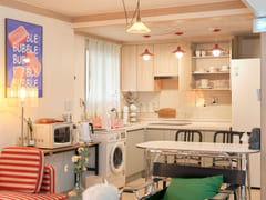 3 Bedrooms / 2 Bathrooms / Parking / Convenie 3th image