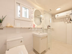 3 Bedrooms / 2 Bathrooms / Parking / Convenie 14th image
