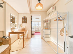 3 Bedrooms / 2 Bathrooms / Parking / Convenie 9th image
