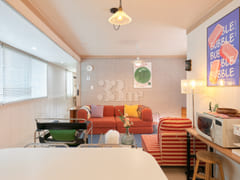 3 Bedrooms / 2 Bathrooms / Parking / Convenie 0th image