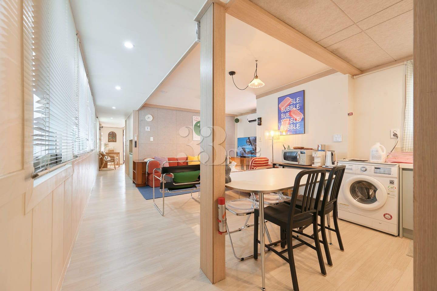 3 Bedrooms / 2 Bathrooms / Parking / Convenie 2th image