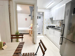 Cozy House in Gyeongnidan-gil 4th image