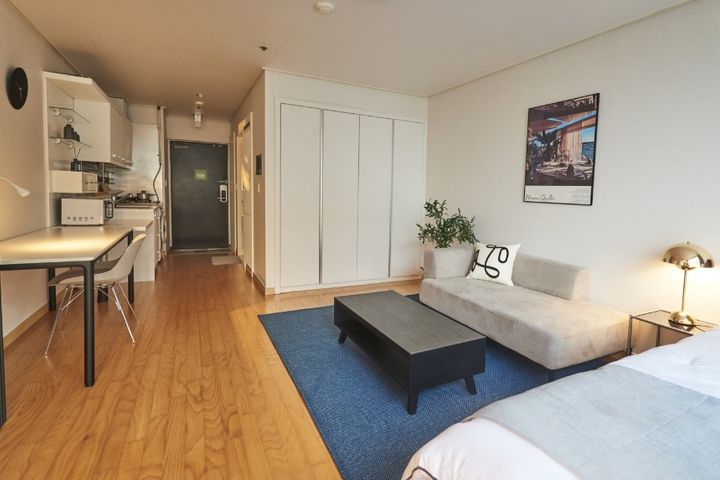 1 minute from Yongsan Station #HomeOffice 1th image