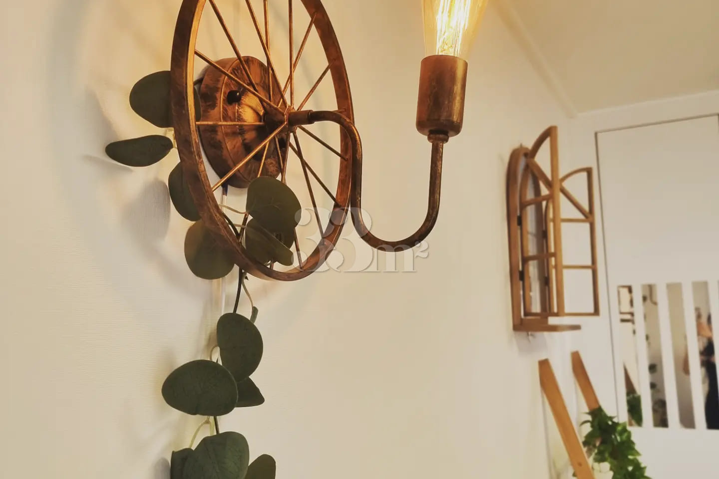 A room with a strong Instagram vibe. 3th image