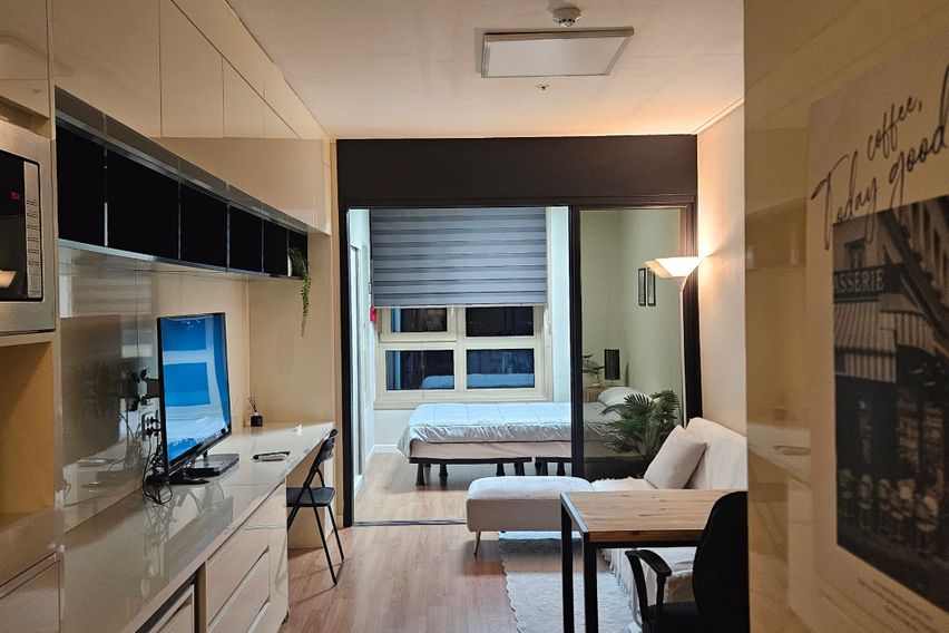 넓은 방 운서역 바로앞