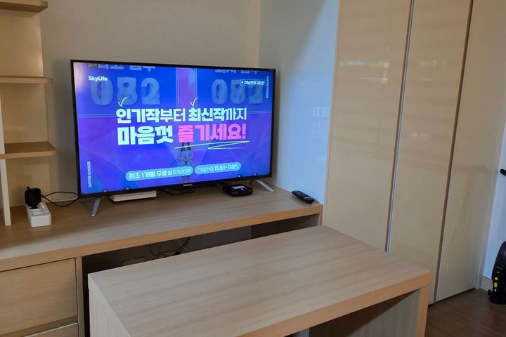 Lux 300 N 2번째 이미지