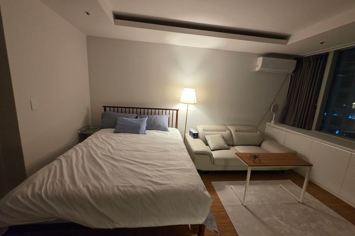 평촌역풀옵14평.침대2 9번째 이미지