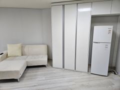Remodeled house, 1 minute from Daecheong Stat 1th image
