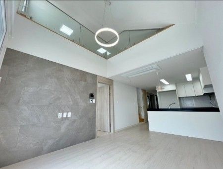 신축 테라스 호수공원뷰 0번째 이미지