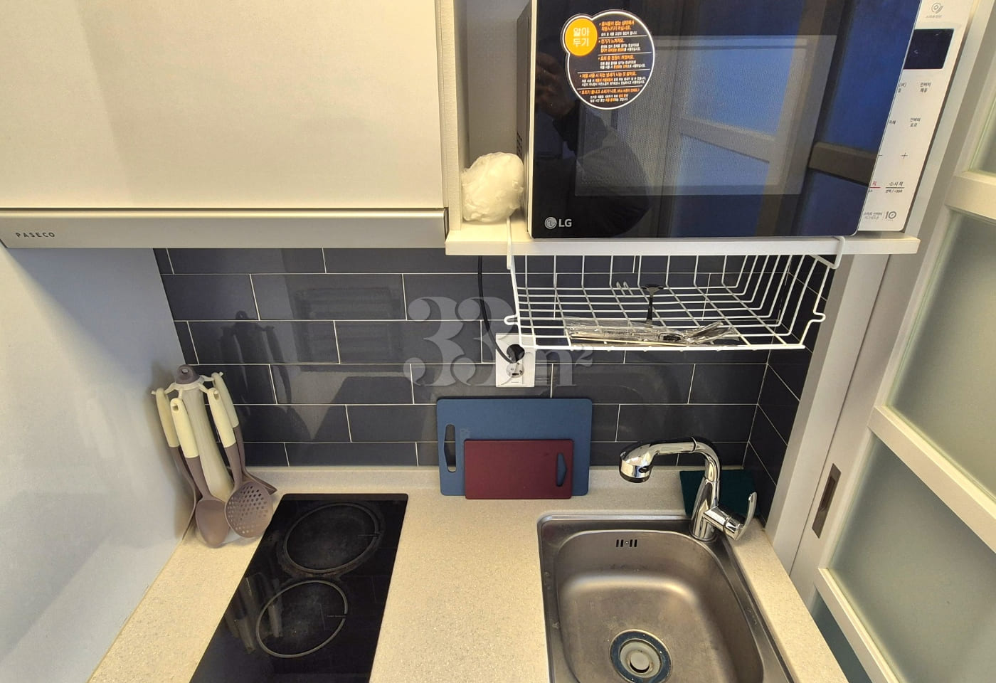 ❤️ Sunny, newly built unit with windows on tw 6th image
