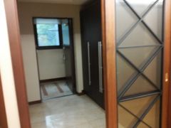 50-pyeong apartment, 4 rooms, 2 bathrooms 0th image