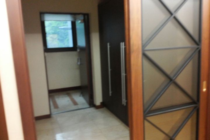 50-pyeong apartment, 4 rooms, 2 bathrooms 0th image