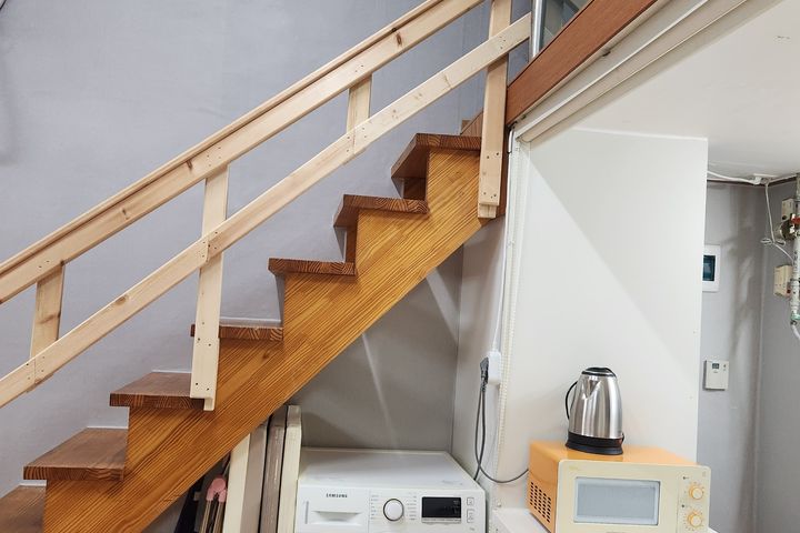 In front of Yatap Station / Duplex / Sleeps 6 6th image
