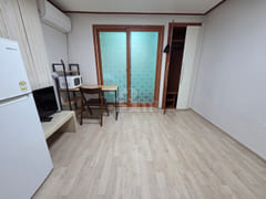 Affordable studio apartment near Suwon Statio 0th image