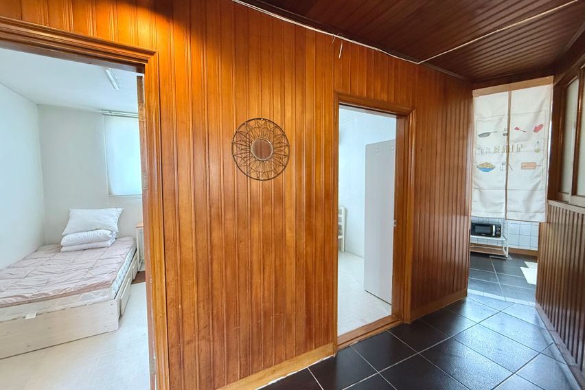 이대역 도보 4분 4룸