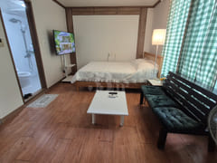 A clean house in Songcheon-dong. 1th image